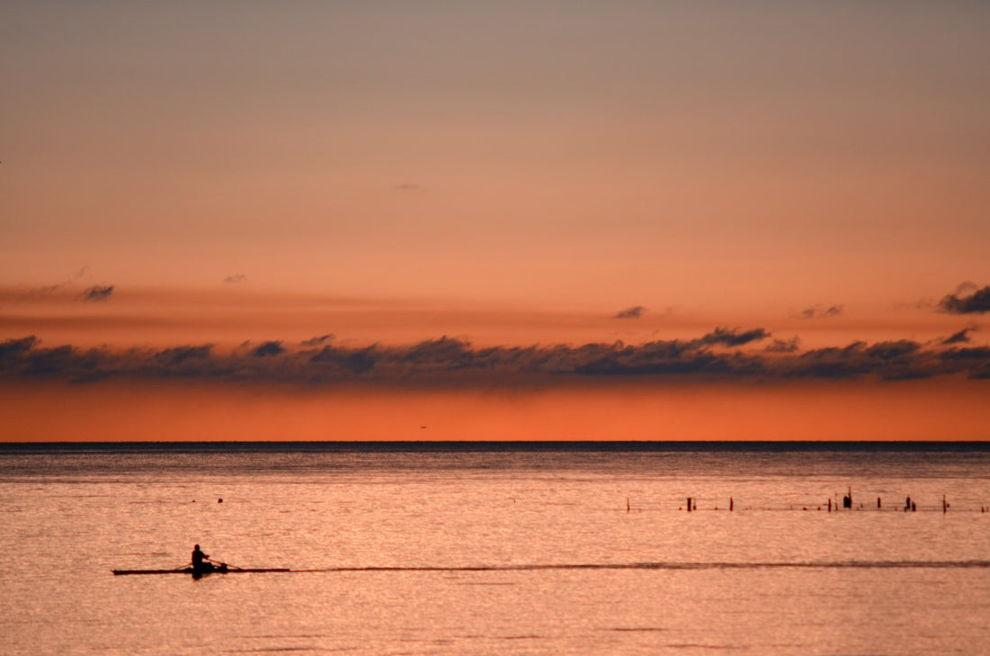 Navigating Tidal Currents: A Guide to Safe Kayaking and Canoeing