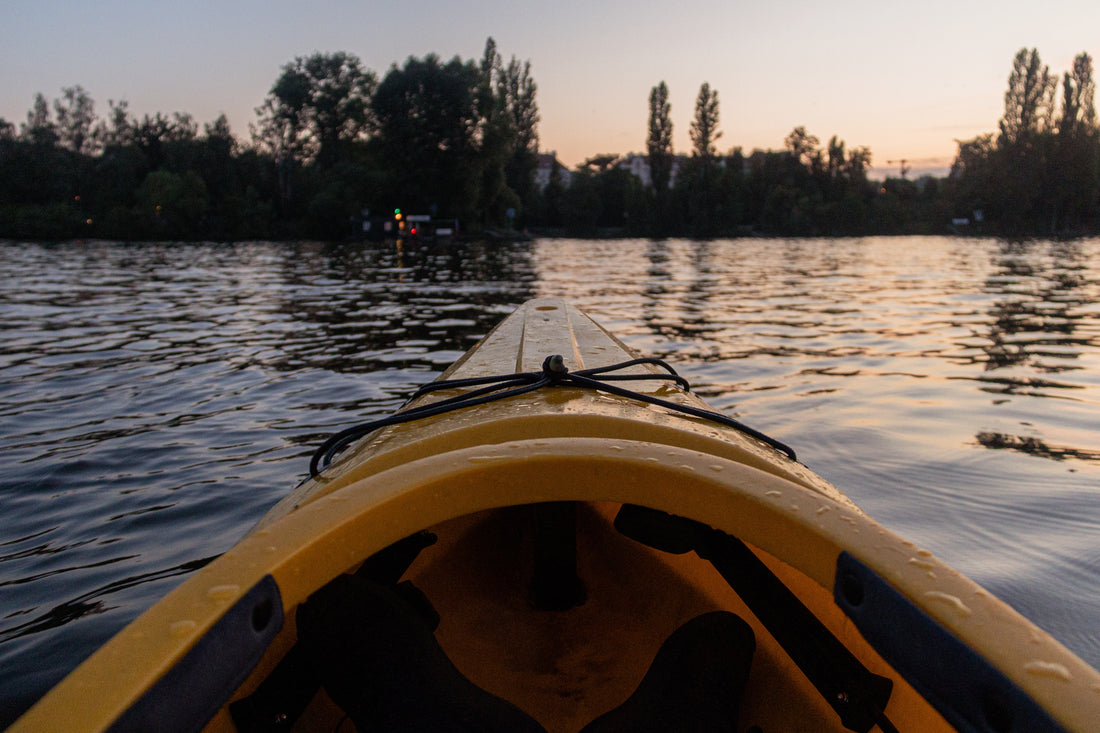 A Beginner's Guide to Kayaking and Canoeing: Types, Tips, and Techniques