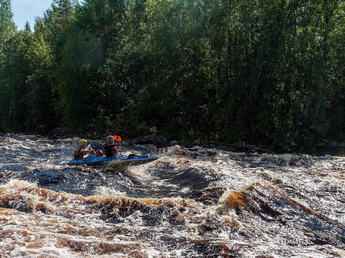 Kayak vs. Canoe: A Comprehensive Guide to Choosing the Right Watercraft