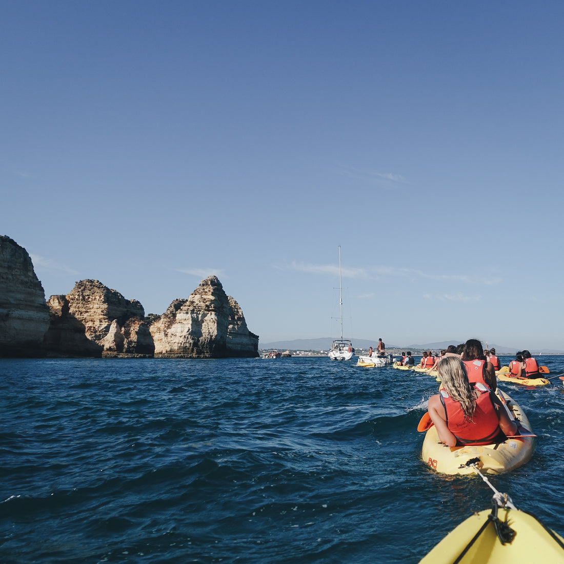 Mastering Communication and Signals in Kayaking for a Safe and Enjoyable Adventure
